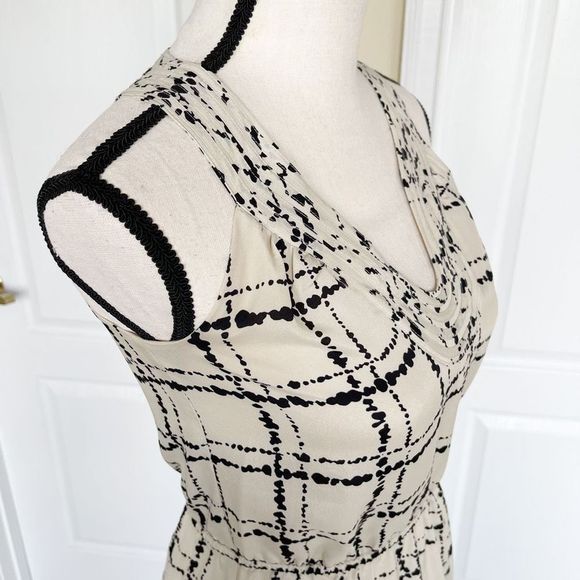 Ann Taylor LOFT 0P Petite Unique Neckline Dalmatian Plaid Black Crème Contrast B - Picture 8 of 14